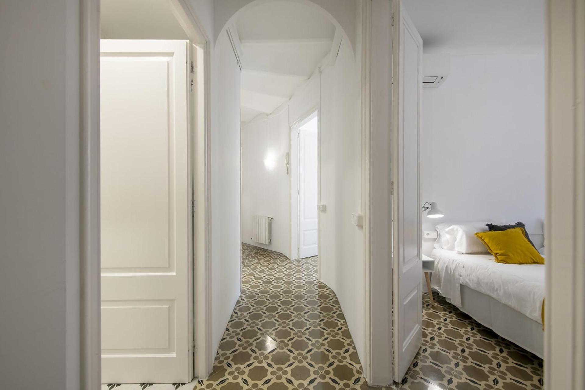 Cycle Haven Apt In Girona Center Exterior photo